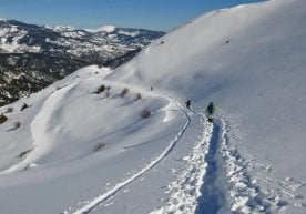 Марказий Грециядаги Вардусия тоғларида Рождество кунида