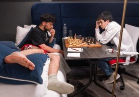 Франциялик гроссмейстер Алиреза Фироузжа соғлиғидаги