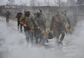 Россия урушга ёлланувчиларга фронтда босиб ўтган ҳар бир километри учун 650 доллар таклиф қилмоқда фото