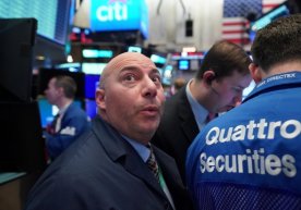 Фото: Reuters Нефть нархи 9 март, душанба, кунги рекорд