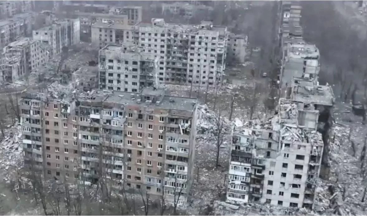 Ukraina qurolli kuchlari Donetsk yaqinidagi qishloqlardan chekindi фото