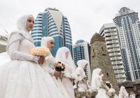 Foto: “Rossiyskaya Gazeta” Checheniston musulmonlari diniy