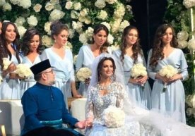 Malayziya qiroliga turmushga chiqqan «Moskva go‘zali» homilador bo‘ldi фото