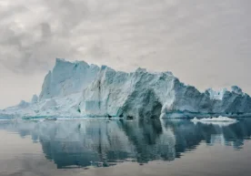 Алясканинг шимолий соҳиллари бўйлаб муз мавсуми сўнгги 27