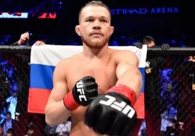 Ўта енгил вазн(61,2 кг) тоифасида собиқ UFC чемпиони Пётр