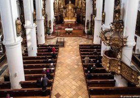 Germaniyada aholining 71% o‘zlarini xristian deb
