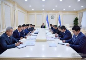 Мирзиёев мактабларда ўқув жараёнини автоматлаштиришни жадаллаштириш ҳақида топшириқ берди фото