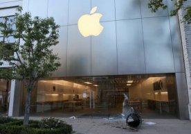 Фото: REUTERS Apple компанияси АҚШдаги тартибсизликлар