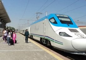 Самарқанд—Тошкент йўналишида қўшимча «Афросиёб» поезди қатнови йўлга қўйилади фото