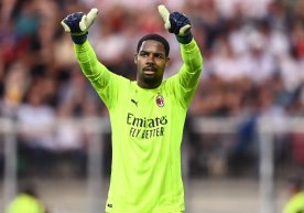 Нуфузли италиялик журналист Карло Пеллегати,