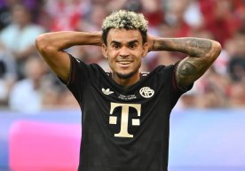 Ливерпул бош мураббийи Арне Слот ўтган ёзда Луис Диасни