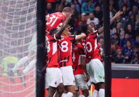 Santos’un sol bek oyuncusu Joao Souza, kariyerini Milan’da