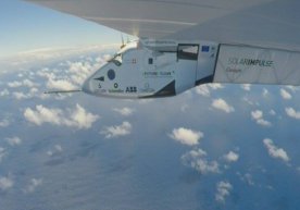Қуёш батареяларида ҳаракатланувчи Solar Impulse 2 самолёти