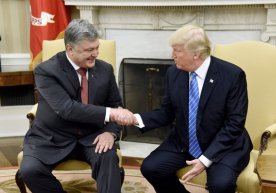 Трамп ва Порошенко Оқ уйда учрашдилар фото