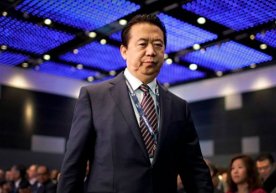 Interpol rahbarining rafiqasi eridan gʻalati surat olganini maʼlum qildi фото