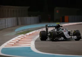 Mercedes-AMG жамоасининг пойгачиси Нико Росберг ўз