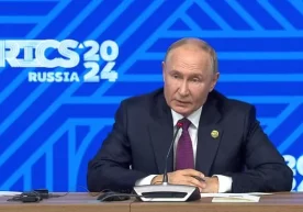 Россия президенти Владимир Путин АҚШ собиқ раҳбари Доналд