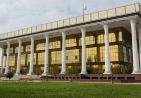 Fuqarolar parlamentga eskirgan va samarasiz qonun-qoidalarga o‘zgartirishlarni taklif qilishi mumkin фото
