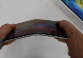 Bloger yangi iPad Pro’ni qo‘llari bilan buklab sindirdi (video) фото