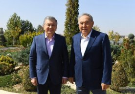Шавкат Мирзиёев ва Нурсултон Назарбоев Қозоғистоннинг Сариағаш шаҳрида учрашди фото
