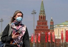 Россия Соғлиқни сақлаш вазирлиги коронавирус билан касалланганларнинг 90 фоизи таътилдан қайтган одамлар эканини маълум қилди фото