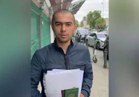 Фото: Видеодан кадр Полша пойтахти Варшавада бир гуруҳ