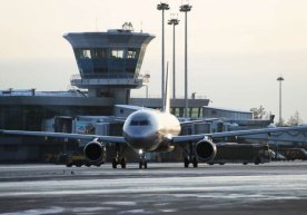 Sheremetyevo aeroportida AQSH elchixonasi xodimi mina olib oʻtishga urindi фото