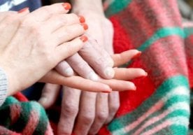 Ёш — коронавирус касаллиги келтириб чиқарадиган ўлимга