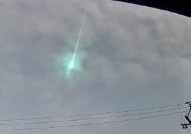 Япониянинг ғарбий ҳудудида осмонда пайдо бўлган ғайриоддий