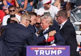 Фото: Reuters АҚШ собиқ президенти Доналд Трампга қарата
