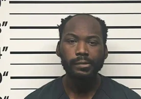 24 ёшли Дарикка Мур АҚШда олти кишини ўлдирганликда гумон