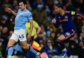 Англия Премьер-лигасининг 27-турида "Манчестер