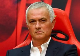 Portugaliyalik mashhur murabbiy Joze Mourinyo oʻzining