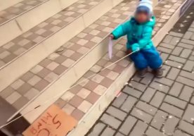 Ижтимоий тармоқларда Андижон вилоятида ёш болани қўлидан