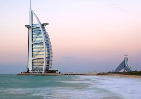 Дубайнинг дунёга машҳур “Бурж Ал Араб” меҳмонхонаси кенг