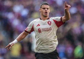 “Ливерпул”нинг чап қанот ҳимоячиси Милош Керкез