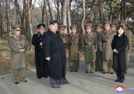 Kim Chen In «haqiqiy urush» uchun manyovrlarni kuchaytirishni buyurdi фото