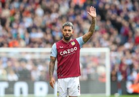 Ярим ҳимоячи Дуглас Луис фаолиятини яна тўлиқ равишда