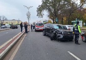 Тошкентда Traverse ва Equinox тўқнашувида икки киши жароҳатланди фото