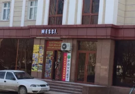 Нукус шаҳридаги Тўрткўл шох кўчасида "Месси"