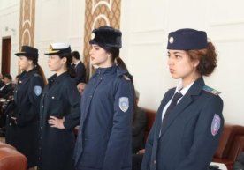 Tojikistonda politsiya uchun yangi forma namunalari taqdim etildi (foto) фото