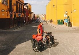 Фото: Instagram Дунёни велосипедда айланиб чиқмқчи бўлган