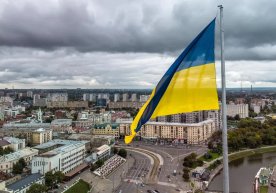 G‘arb Ukrainaga yordamni qisqartirish uchun vaj qidirmoqda фото