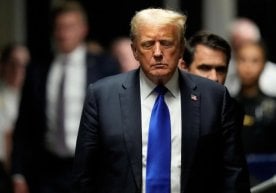 АҚШ собиқ президенти Трамп жиноий ишда айбдор деб топилди фото