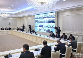 Shavkat Mirziyoyev ta’lim sohasida mavjud muammolarni tahlil qildi фото