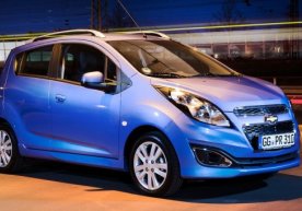 Chevrolet олдинги авлоддаги Spark автомобилини янги дизайн билан бозорга чиқармоқда фото