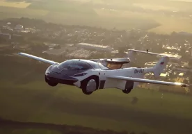 Slovakiyaning Klein Vision kompaniyasi uchar avtomobilda