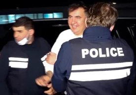 Ochlik e’lon qilgan Saakashvili majburan ovqatlantirilishi mumkin фото