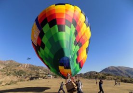 O‘zbekistonda 17 marta turmush qurish taklifi havo sharlarida amalga oshirildi фото
