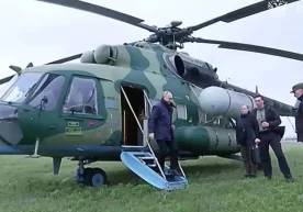 Путин вертолётда учиб келган ва Геническкача жипда кетган.